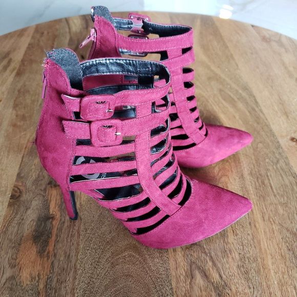 Guess G Cage Stilettos. Women's Size 8. Color: Burgundy Suede - Picture 2 of 3
